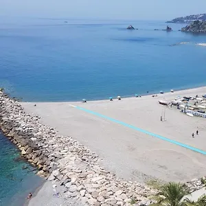 https://marina-habanera.es-andalucia.com