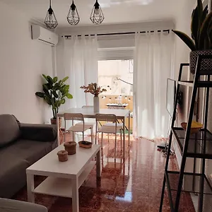 https://descanso-y-diversin-en-pleno-centro-de-almucar.es-andalucia.com